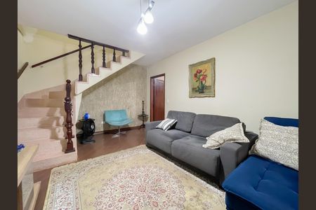 Sala de casa à venda com 2 quartos, 263m² em Ayrosa, São Paulo