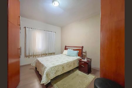 Casa à venda com 263m², 2 quartos e 4 vagas Casa à venda com 263m², 2 quartos e 4 vagasSuíte 2