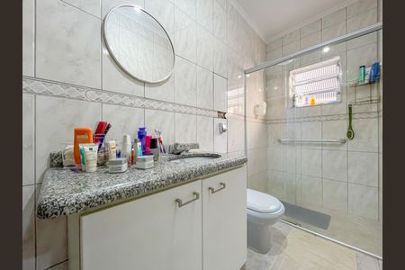 Casa à venda com 263m², 2 quartos e 4 vagas Casa à venda com 263m², 2 quartos e 4 vagasBanheiro da Suíte 2