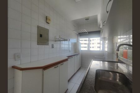 Apartamento à venda com 62m², 2 quartos e 1 vaga Apartamento à venda com 62m², 2 quartos e 1 vagaCozinha