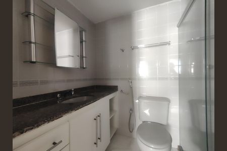 Apartamento à venda com 62m², 2 quartos e 1 vaga Apartamento à venda com 62m², 2 quartos e 1 vagaBanheiro da Suíte