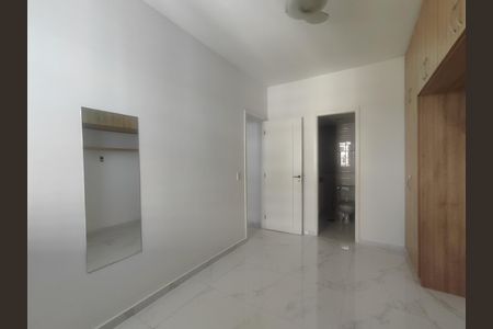 Apartamento à venda com 62m², 2 quartos e 1 vaga Apartamento à venda com 62m², 2 quartos e 1 vagaSuíte