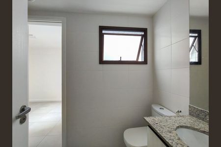 Apartamento à venda com 170m², 2 quartos e 1 vagaBanheiro da Suíte 2