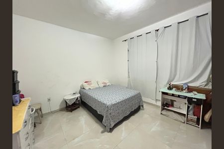 Casa à venda com 80m², 4 quartos e 2 vagasSuite