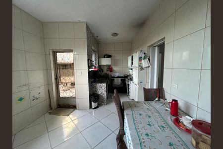 Casa à venda com 80m², 4 quartos e 2 vagasCozinha