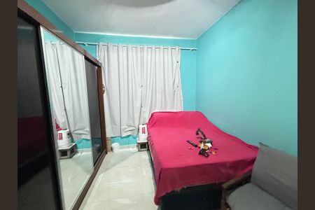 Casa à venda com 80m², 4 quartos e 2 vagasQuarto 2
