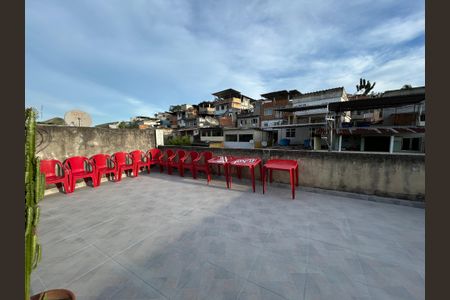 Casa à venda com 80m², 4 quartos e 2 vagasTerraço