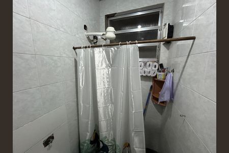 Casa à venda com 80m², 4 quartos e 2 vagasBanheiro 2