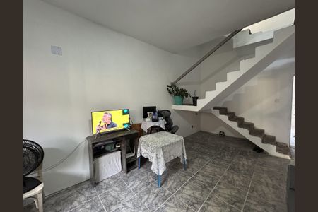 Sala de casa à venda com 4 quartos, 80m² em Jardim Sulacap, Rio de Janeiro