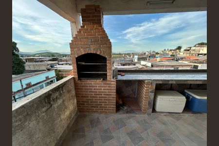 Casa à venda com 80m², 4 quartos e 2 vagasChurrasqueira
