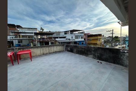 Casa à venda com 80m², 4 quartos e 2 vagasTerraço