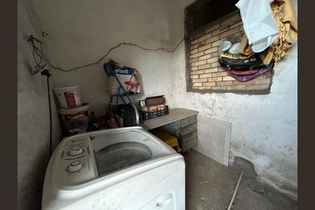 Casa à venda com 80m², 4 quartos e 2 vagasÁrea de Serviço