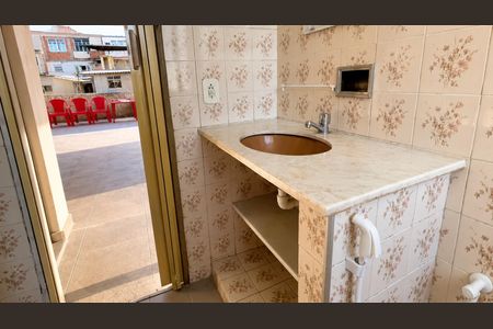 Casa à venda com 80m², 4 quartos e 2 vagas Casa à venda com 80m², 4 quartos e 2 vagasBanheiro 4