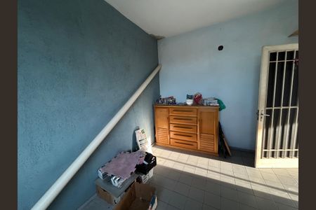 Casa à venda com 80m², 4 quartos e 2 vagasQuarto 3