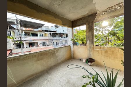 Casa à venda com 80m², 4 quartos e 2 vagasVaranda