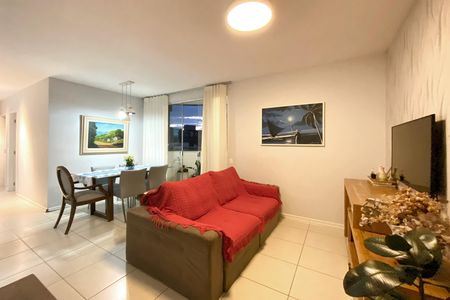 Apartamento à venda com 80m², 3 quartos e 2 vagasSala