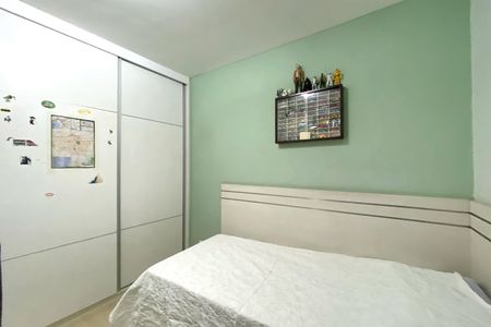 Apartamento à venda com 80m², 3 quartos e 2 vagasQuarto 2