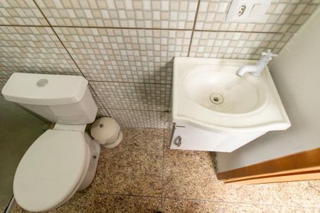Casa para alugar com 60m², 2 quartos e sem vagaBanheiro Social