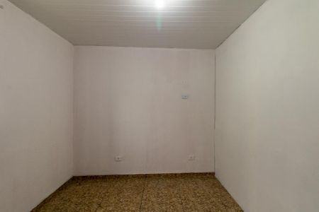 Quarto 2 de casa para alugar com 2 quartos, 60m² em Xaxim, Curitiba