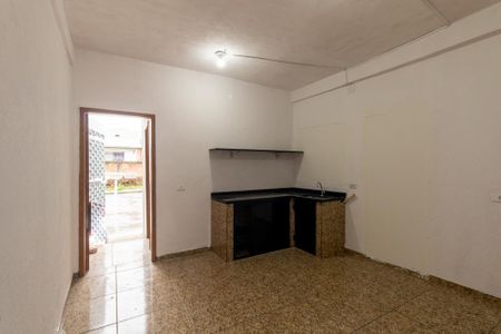 Sala/Cozinha de casa para alugar com 2 quartos, 60m² em Xaxim, Curitiba