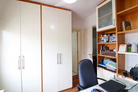 Apartamento à venda com 178m², 4 quartos e 4 vagas Apartamento à venda com 178m², 4 quartos e 4 vagasSuíte 1