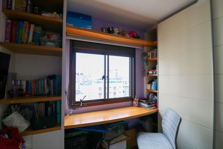 Apartamento à venda com 178m², 4 quartos e 4 vagas Apartamento à venda com 178m², 4 quartos e 4 vagasSuíte 4