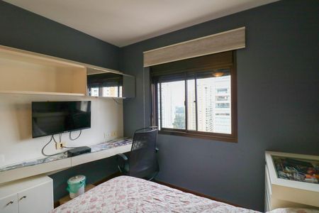 Apartamento à venda com 178m², 4 quartos e 4 vagas Apartamento à venda com 178m², 4 quartos e 4 vagasSuíte 2