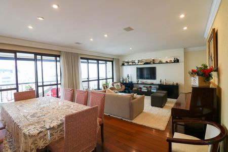 Sala de apartamento para alugar com 4 quartos, 178m² em Campo Belo, São Paulo
