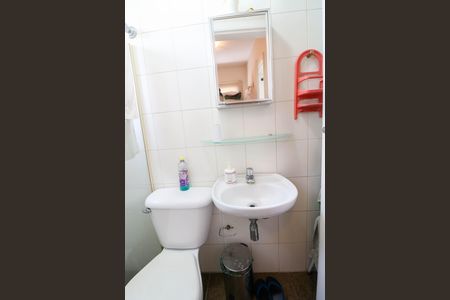 Apartamento à venda com 178m², 4 quartos e 4 vagas Apartamento à venda com 178m², 4 quartos e 4 vagasBanheiro da Suíte