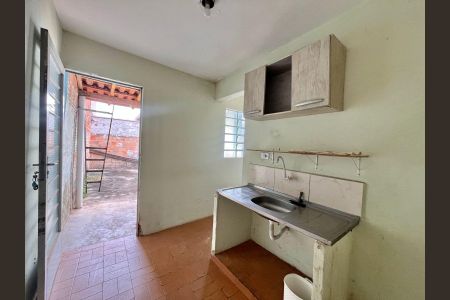 Casa para alugar com 38m², 1 quarto e 1 vaga Casa para alugar com 38m², 1 quarto e 1 vagaCozinha
