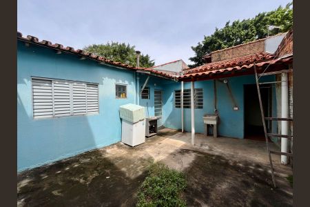 Casa para alugar com 38m², 1 quarto e 1 vaga Casa para alugar com 38m², 1 quarto e 1 vagaQuintal