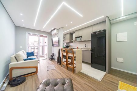 Apartamento à venda com 46m², 2 quartos e 1 vaga Apartamento à venda com 46m², 2 quartos e 1 vagaSala