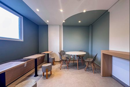 Apartamento à venda com 46m², 2 quartos e 1 vaga Apartamento à venda com 46m², 2 quartos e 1 vagaCoworking