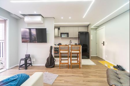 Apartamento à venda com 46m², 2 quartos e 1 vaga Apartamento à venda com 46m², 2 quartos e 1 vagaSala