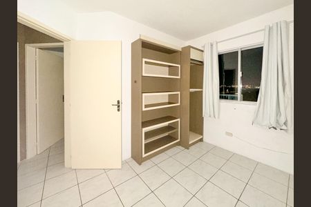 Apartamento para alugar com 2 quartos, 60m² em Serraria, São José