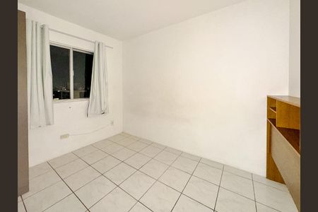 Apartamento para alugar com 2 quartos, 60m² em Serraria, São José