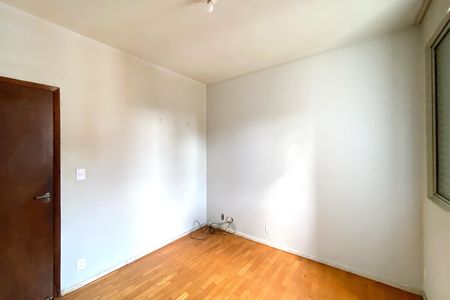 Apartamento à venda com 90m², 3 quartos e 1 vaga Apartamento à venda com 90m², 3 quartos e 1 vagaQuarto 1