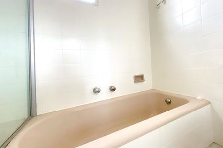 Apartamento à venda com 90m², 3 quartos e 1 vaga Apartamento à venda com 90m², 3 quartos e 1 vagaBanheiro