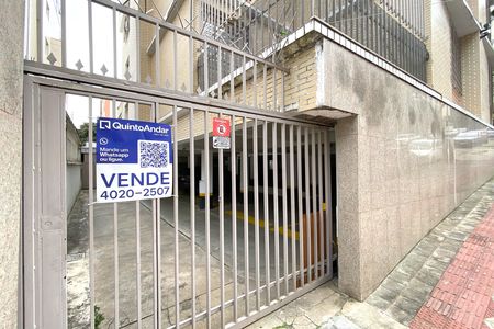 Apartamento à venda com 90m², 3 quartos e 1 vaga Apartamento à venda com 90m², 3 quartos e 1 vagaPlaca