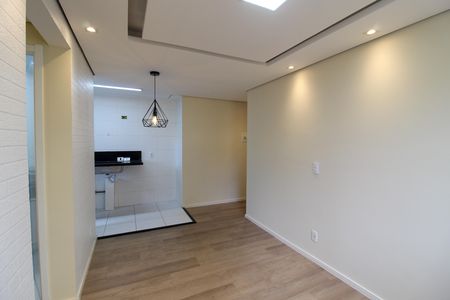 Sala de apartamento para alugar com 2 quartos, 41m² em Jardim Celeste, São Paulo