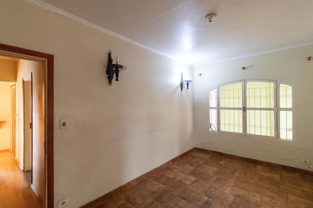 Casa à venda com 178m², 4 quartos e 3 vagas Casa à venda com 178m², 4 quartos e 3 vagasSalas