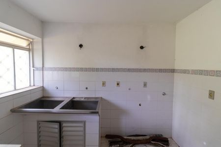 Casa à venda com 178m², 4 quartos e 3 vagas Casa à venda com 178m², 4 quartos e 3 vagasÁrea de serviço da casa 02
