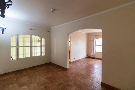 Casa à venda com 178m², 4 quartos e 3 vagas Casa à venda com 178m², 4 quartos e 3 vagasSalas