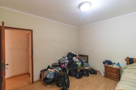Casa à venda com 178m², 4 quartos e 3 vagas Casa à venda com 178m², 4 quartos e 3 vagasQuarto 01