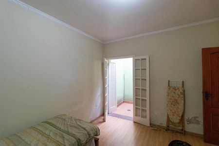 Casa à venda com 178m², 4 quartos e 3 vagas Casa à venda com 178m², 4 quartos e 3 vagasQuarto 01