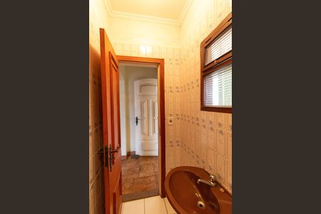 Casa à venda com 178m², 4 quartos e 3 vagas Casa à venda com 178m², 4 quartos e 3 vagasLavabo