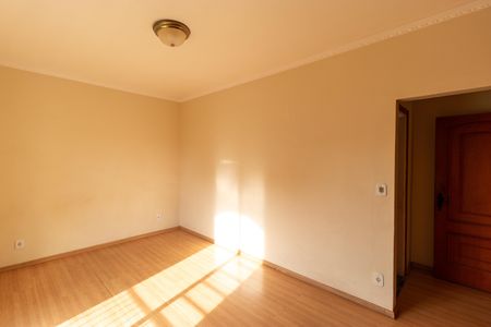 Casa à venda com 178m², 4 quartos e 3 vagas Casa à venda com 178m², 4 quartos e 3 vagasSuíte