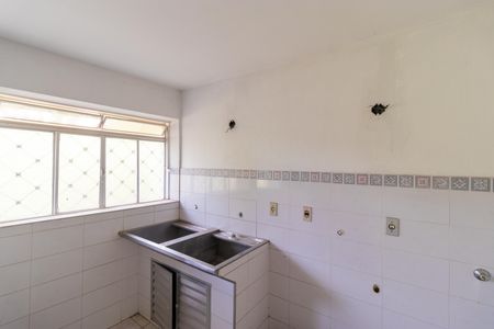 Casa à venda com 178m², 4 quartos e 3 vagas Casa à venda com 178m², 4 quartos e 3 vagasÁrea de serviço da casa 02
