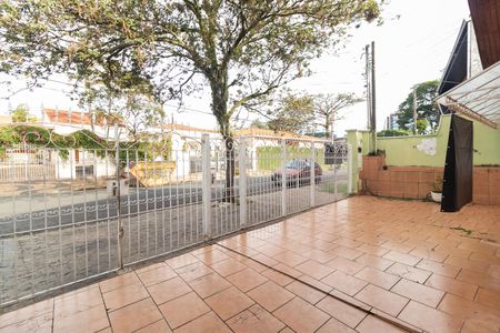 Casa à venda com 178m², 4 quartos e 3 vagas Casa à venda com 178m², 4 quartos e 3 vagasGaragem