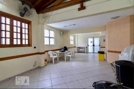 Apartamento para alugar com 60m², 3 quartos e 1 vaga Apartamento para alugar com 60m², 3 quartos e 1 vagaÁrea comum - Salão de festas